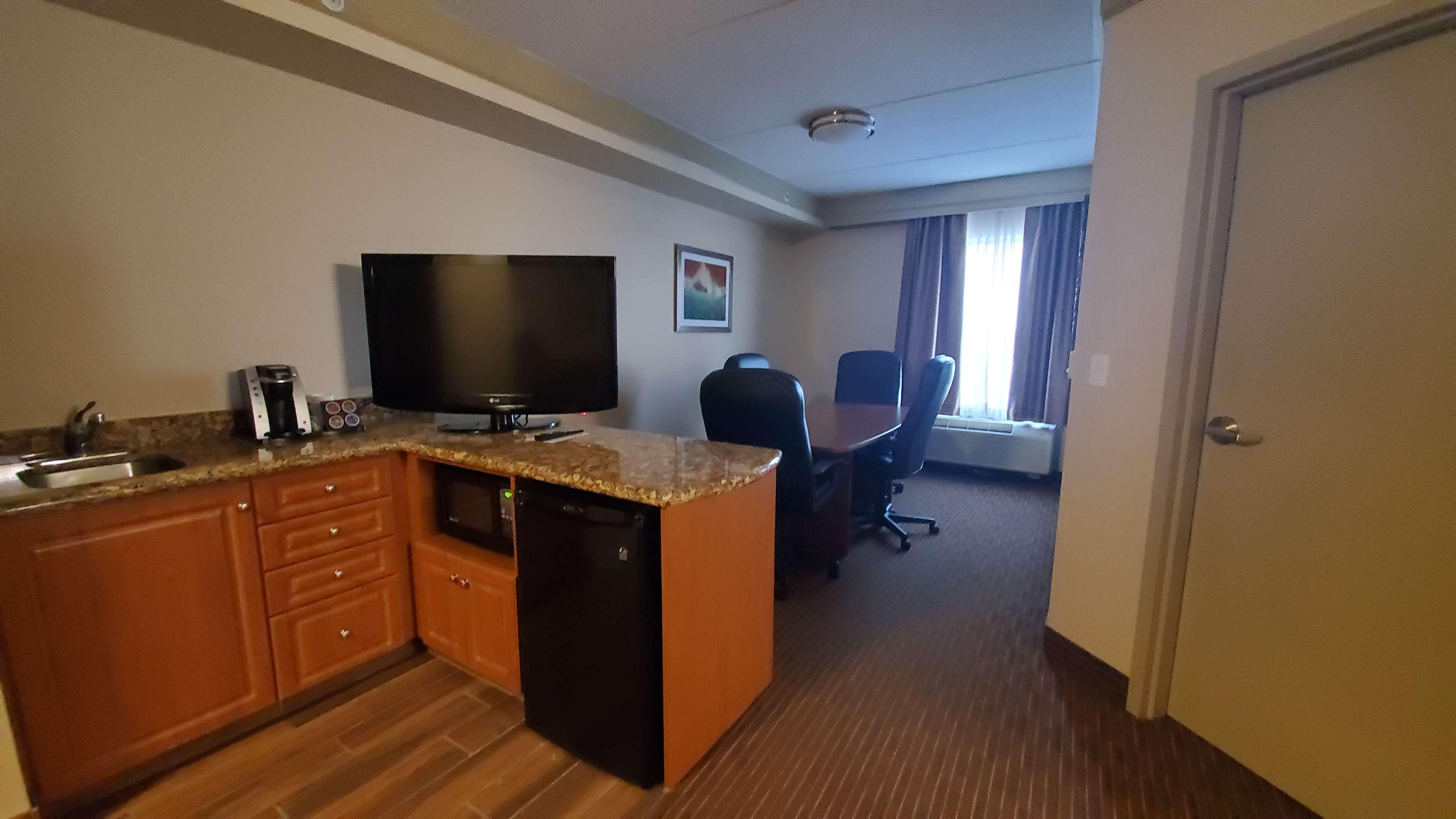 Best Western Plus Waterloo Extérieur photo