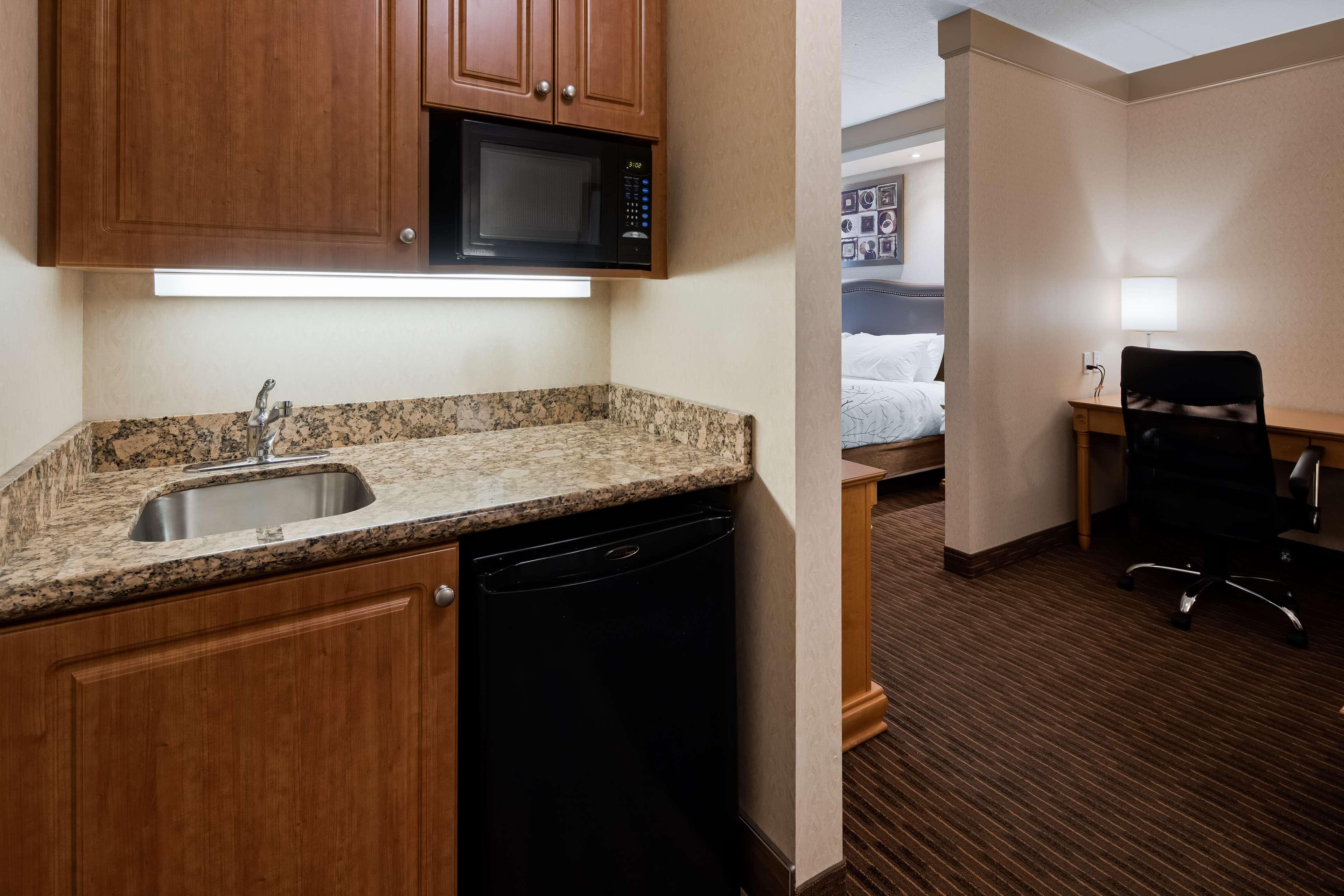 Best Western Plus Waterloo Extérieur photo