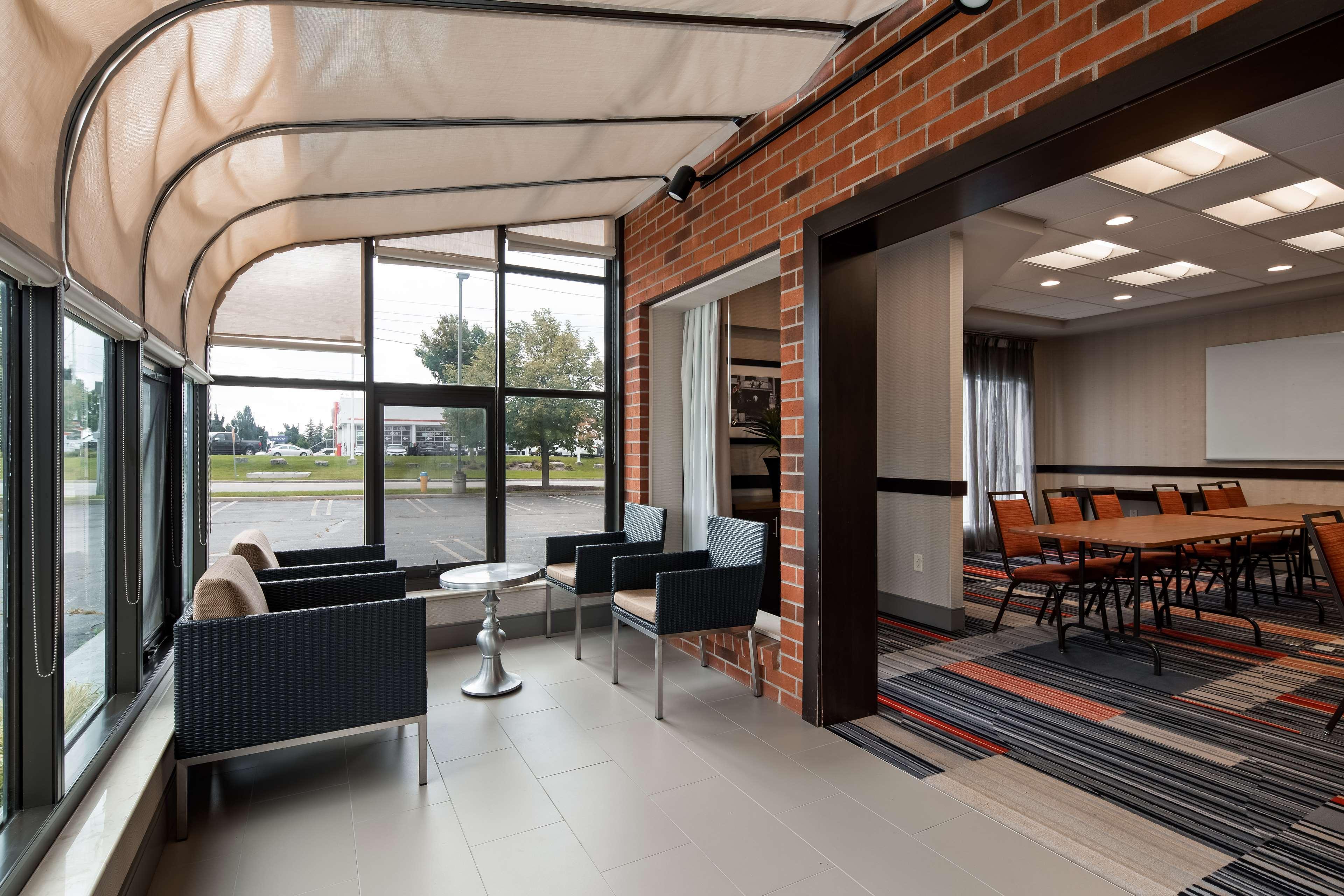 Best Western Plus Waterloo Extérieur photo